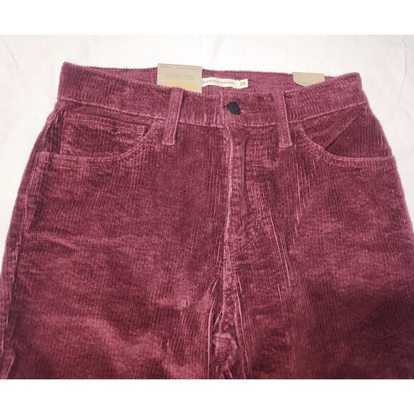Levi's 724 high rise slim straight corduroy pants 26x30 woman's - Picture 3 of 10